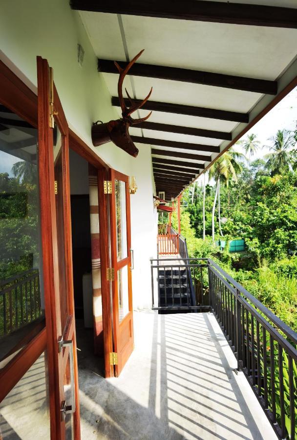 Turtle Lamp Hotel อูนาวาตูนา ภายนอก รูปภาพ